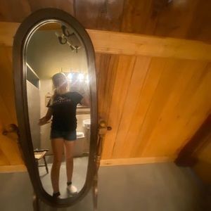 Meet your Posher, Ava